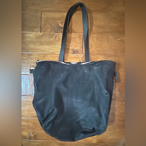 Gevive by Boyt Purse Tapestry Shoulder Tote Large Travel Bag Overnight Carry All - Picture 6 of 14